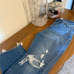 Abercrombie & Fitch Distressed Ankle Straight Ultra High Rise